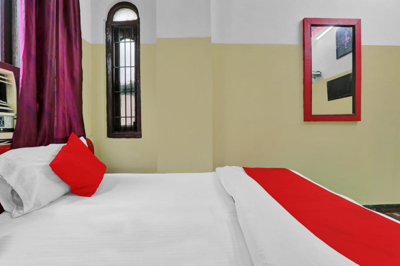 Oyo 82407 K Shree Guest House Varanasi Bagian luar foto